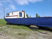 Darba laivas pārdod