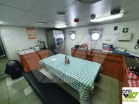 Desanta kuģis, tankkuģis pārdod