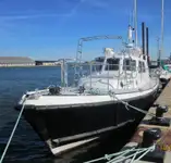 Pilotkuģis pārdod
