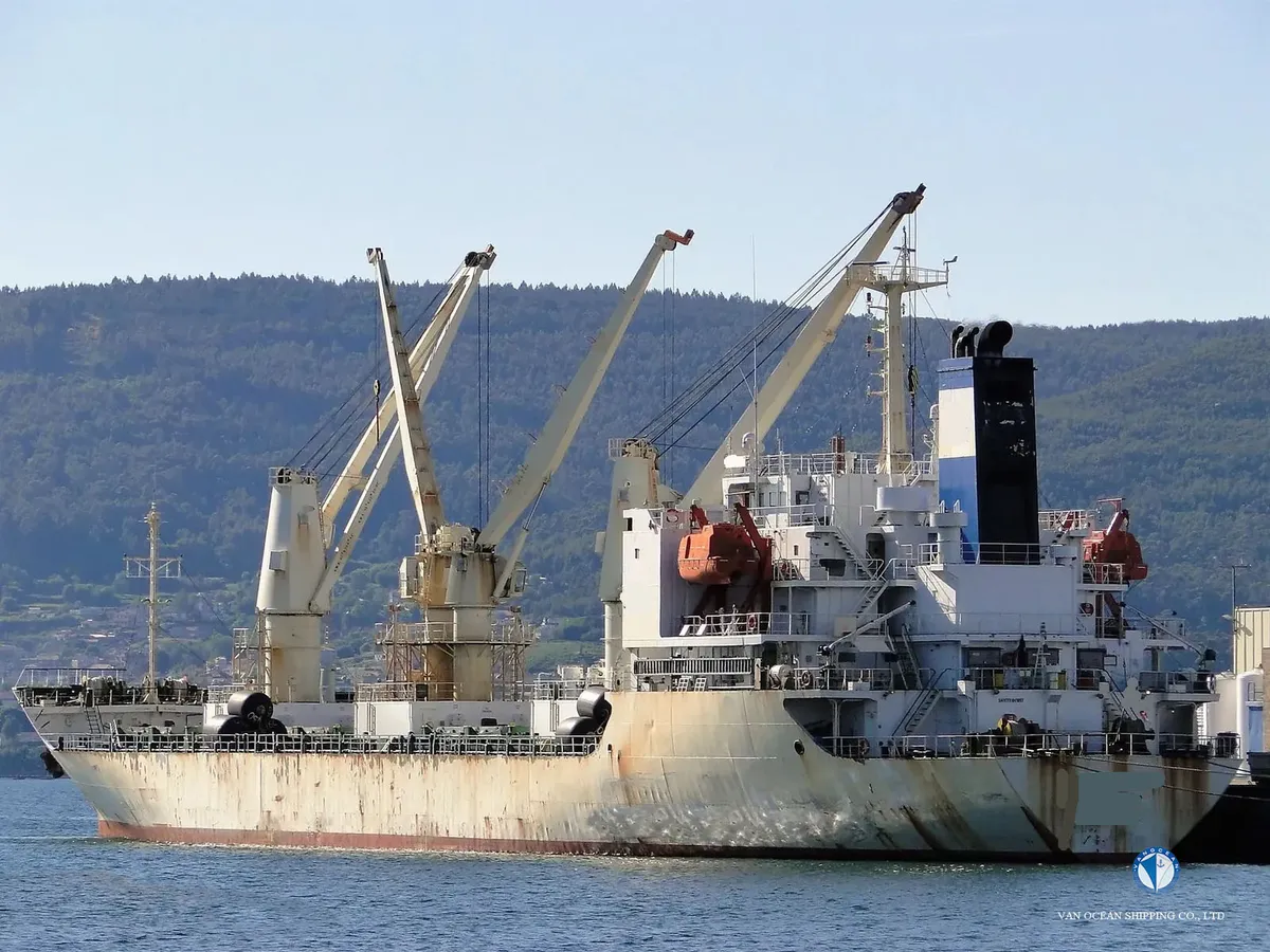 Reefer kuģis pārdod