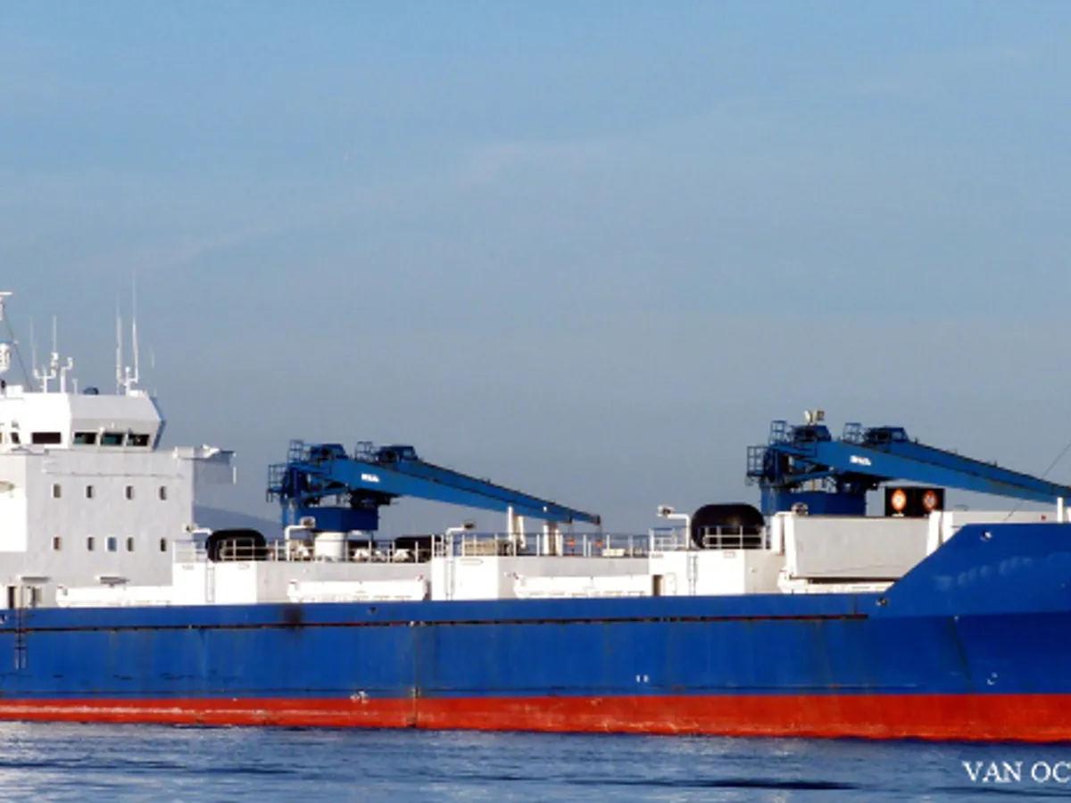 Reefer kuģis pārdod
