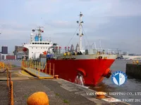 Naftas / Ķīmisko vielu tankkuģis pārdod