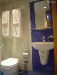 Niršanas atbalsta kuģis pārdod
