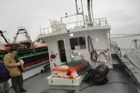 Pilotkuģis pārdod