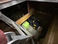 Hidrogrāfiskais kuģis pārdod