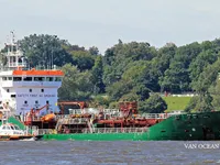 Naftas / Ķīmisko vielu tankkuģis pārdod