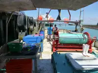 Trallers pārdod