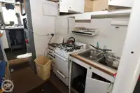 Garā līnija zvejas kuģis pārdod