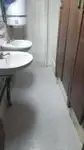 Trallers pārdod