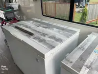 Katamarāns pārdod