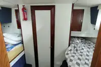 Trallers pārdod