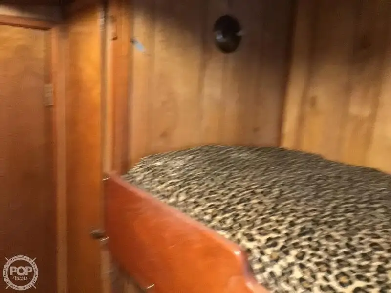 Trallers pārdod
