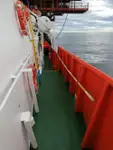 Apkalpes kuģis pārdod