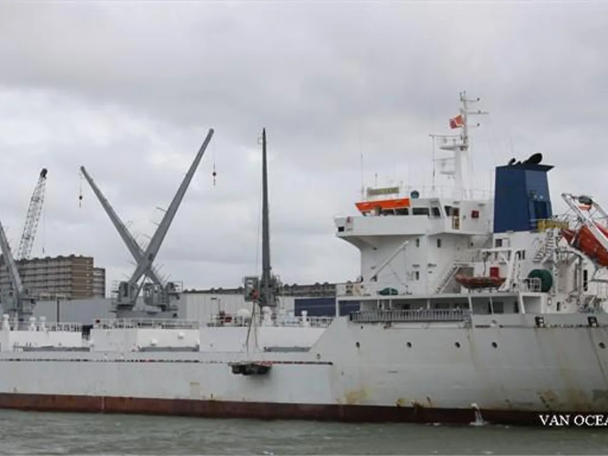 Reefer kuģis pārdod