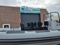 Stingra piepūšamā laiva pārdošanā