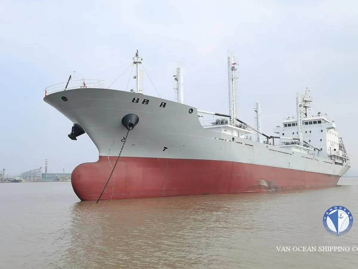 Reefer kuģis pārdod