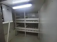 Apgādes kuģis pārdod