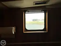 Trallers pārdod