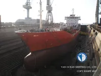 Naftas / Ķīmisko vielu tankkuģis pārdod