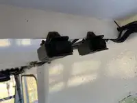 Trallers pārdod