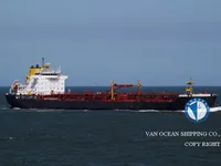 Naftas / Ķīmisko vielu tankkuģis pārdod