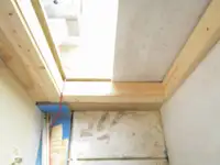 Trallers pārdod