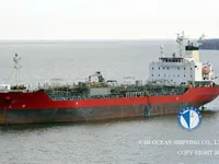 Naftas / Ķīmisko vielu tankkuģis pārdod