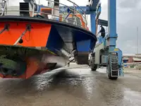 Kruīza kuģis pārdod
