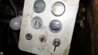 Trallers pārdod