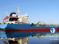 Naftas / Ķīmisko vielu tankkuģis pārdod