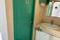 Kruīza kuģis pārdod