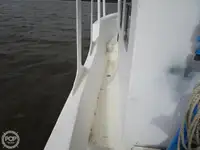 Trallers pārdod