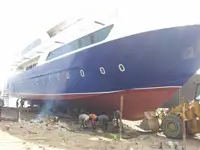 Niršanas atbalsta kuģis pārdod