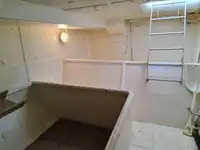 Garā līnija zvejas kuģis pārdod