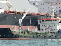 Naftas / Ķīmisko vielu tankkuģis pārdod