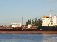 Naftas / Ķīmisko vielu tankkuģis pārdod