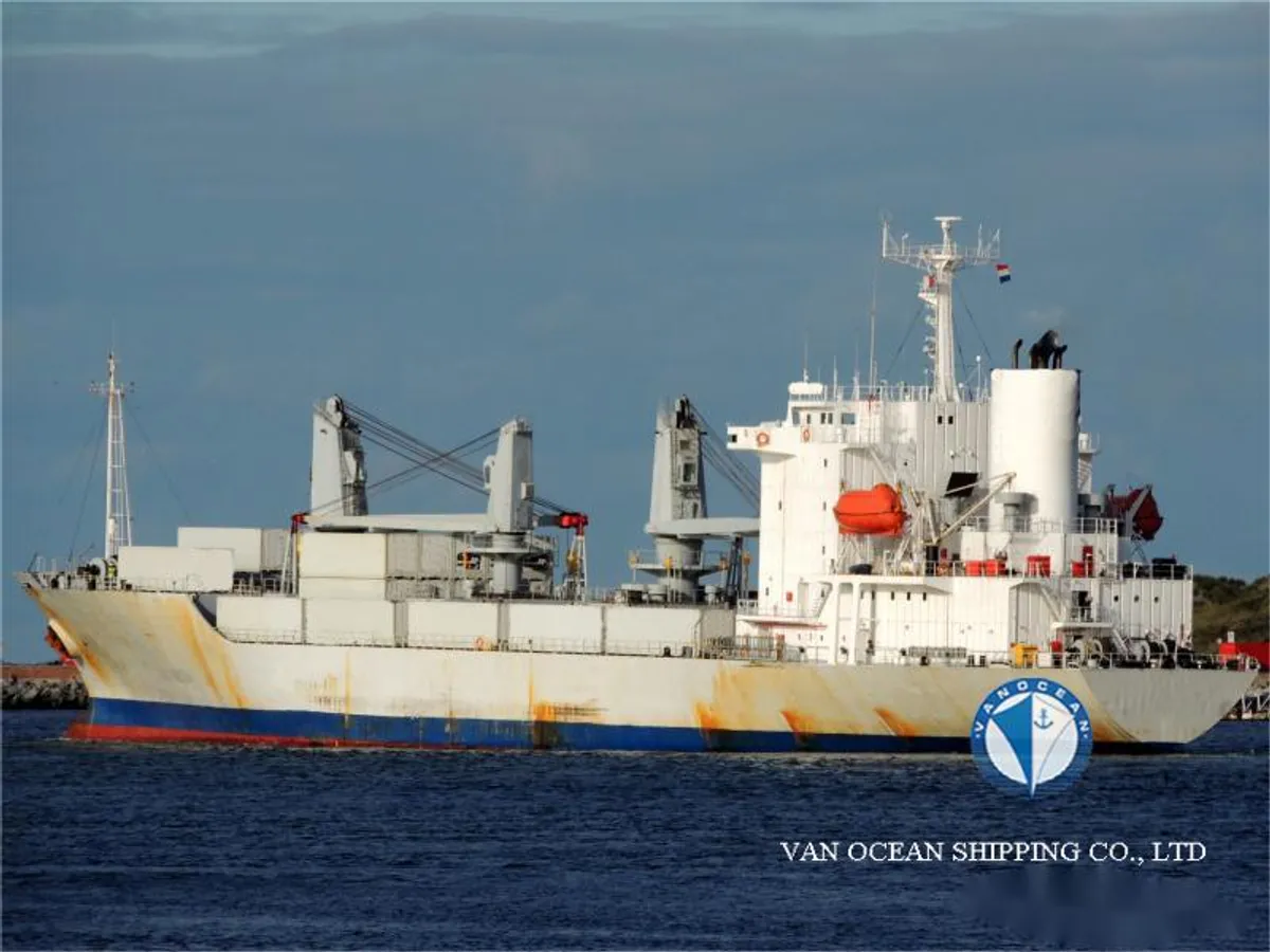 Reefer kuģis pārdod