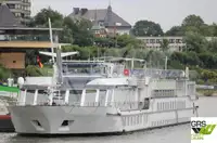 Kruīza kuģis pārdod