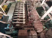 Naftas / Ķīmisko vielu tankkuģis pārdod
