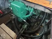 Trallers pārdod