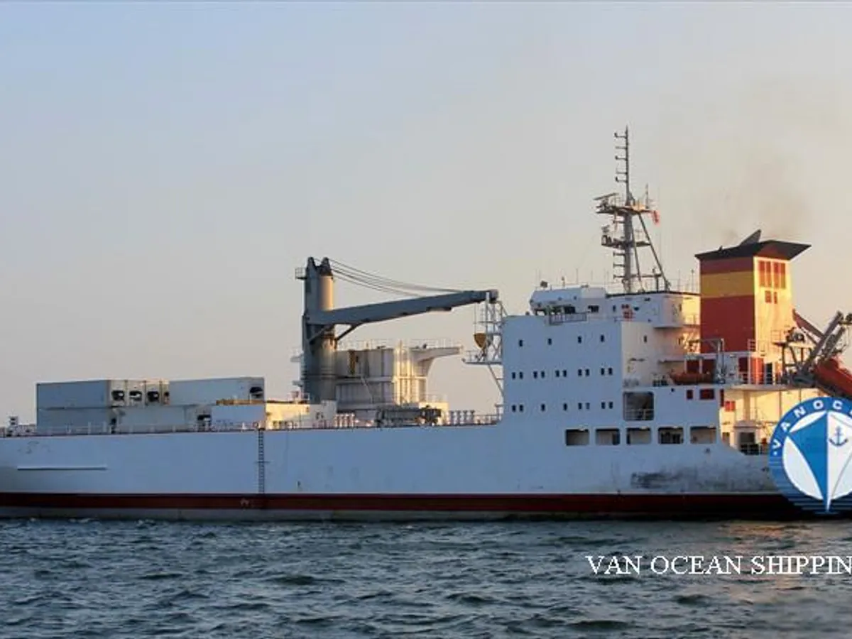 Reefer kuģis pārdod