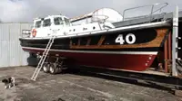 Pilotkuģis pārdod