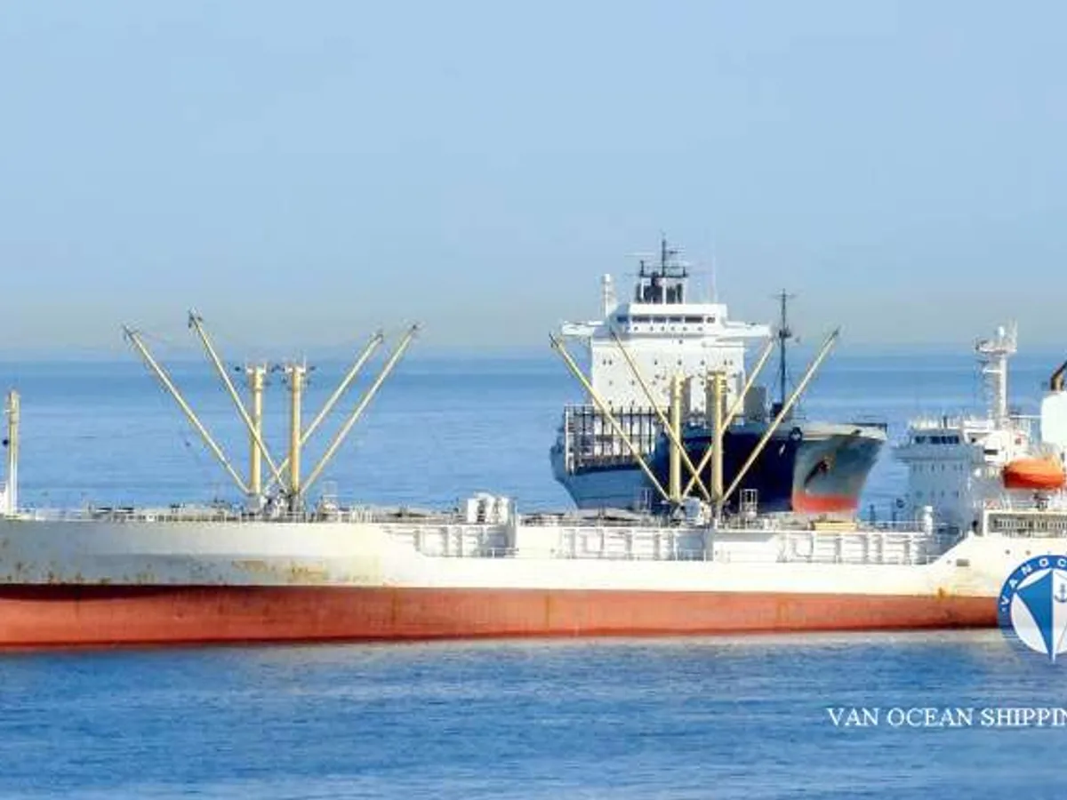 Reefer kuģis pārdod