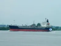 Naftas / Ķīmisko vielu tankkuģis pārdod