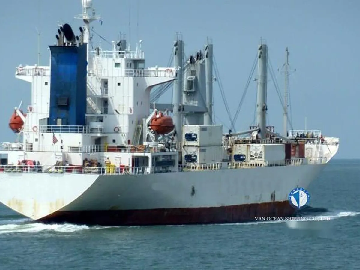 Reefer kuģis pārdod