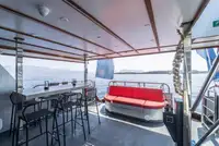Pasažieru kuģis pārdod