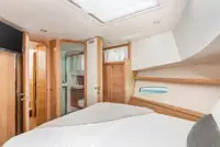 Trallers pārdod