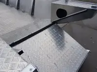 Desanta kuģis, tankkuģis pārdod