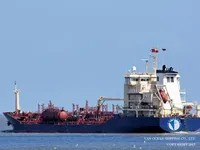 Naftas / Ķīmisko vielu tankkuģis pārdod