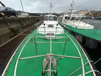 Pilotkuģis pārdod